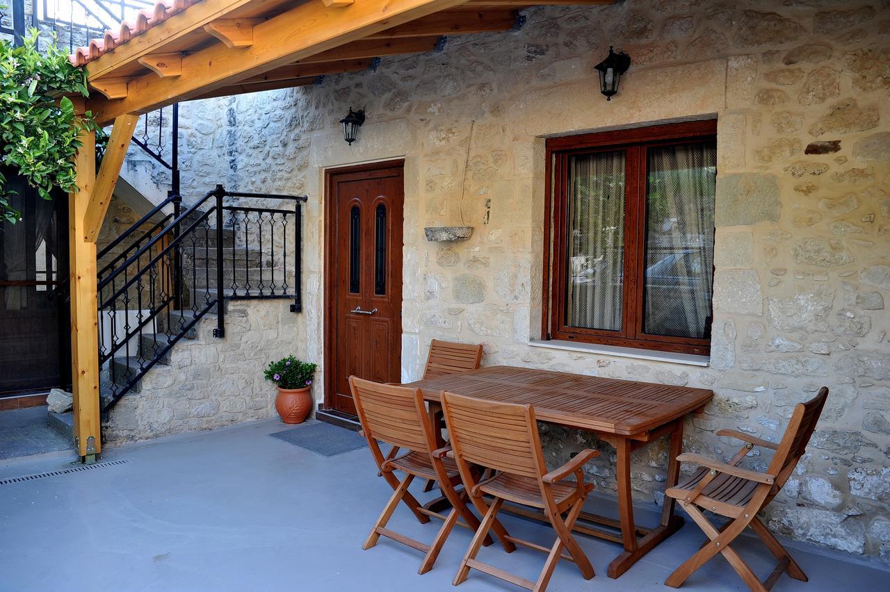 Villa Axenti Agios Thomas  Exteriör bild