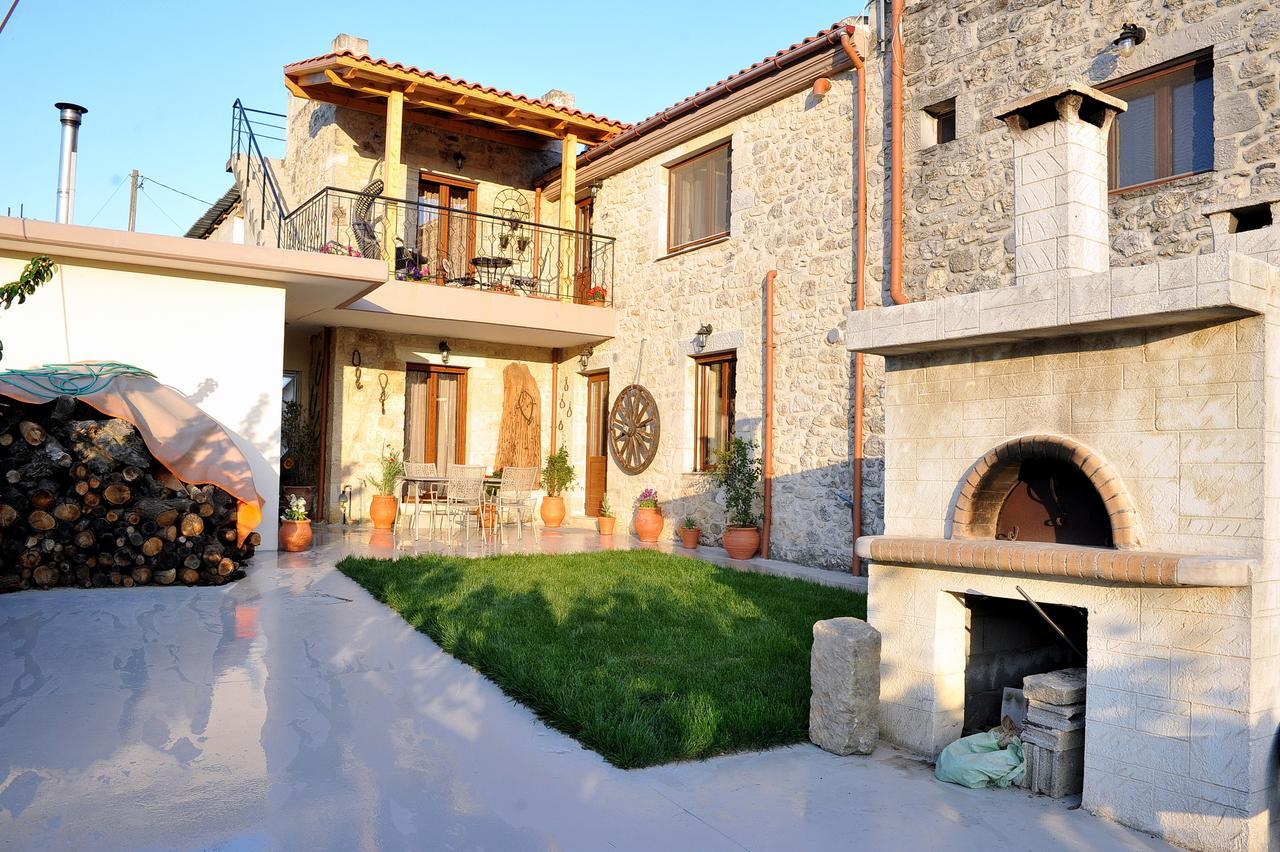 Villa Axenti Agios Thomas  Exteriör bild